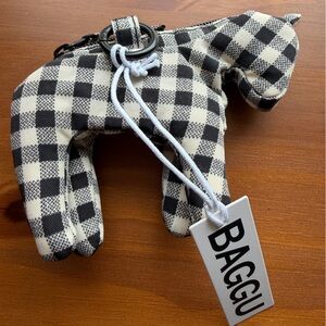 BAGGU Black and White gingham horse Keychain/pouch